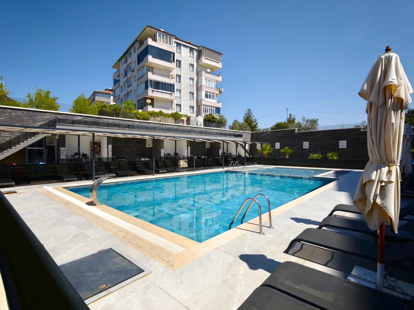 Green Life'ta Havuzlu, Güvenlikli, 3+1 Geniş ve Ferah Daire